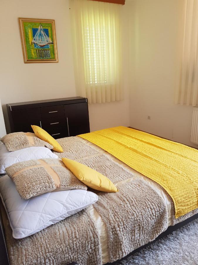 Vrlika Rooms Leda المظهر الخارجي الصورة